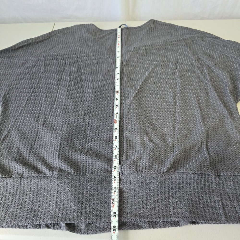 Bloomchic Waffle Knit Wrap Shirt Women's 3X Gray Long Sleeve V-Neck NWT - Picture 8 of 12